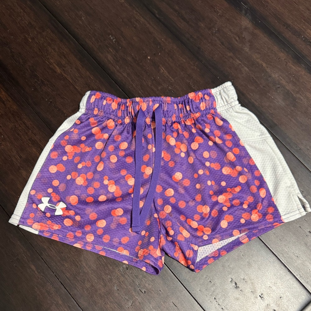 Vguc under armour active shorts girls youth medium